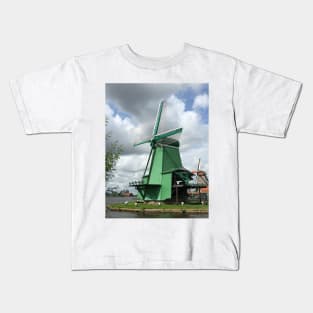 A Green Windmill Kids T-Shirt